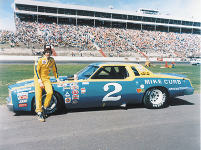 Auto Dale Earnhardt Legend Racing on 1980 Dale Earnhardt With Curb Nascar Championship Car