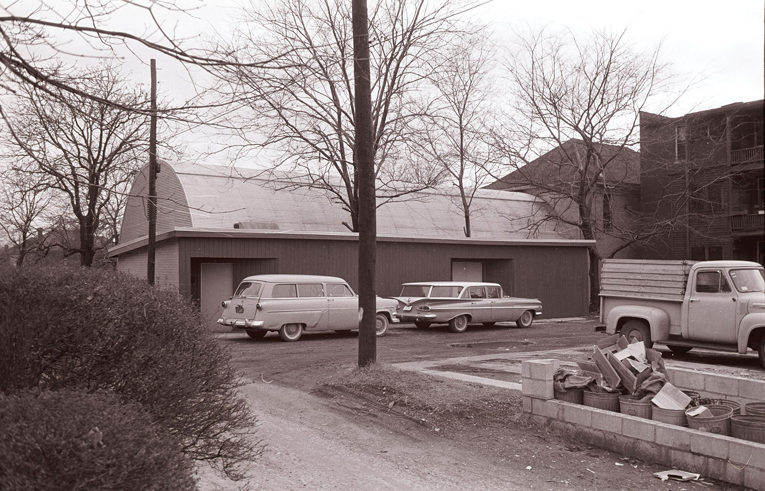 Quonset_Hut_vintage-side