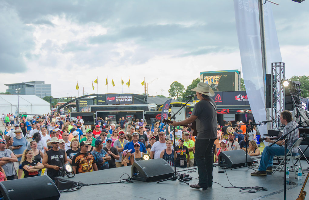 timdugger_daytona2014-1020w.jpg