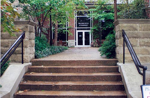 Curb Center at Vanderbilt 4