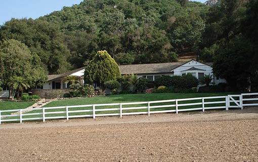 Historic Curb Family Ranch 001